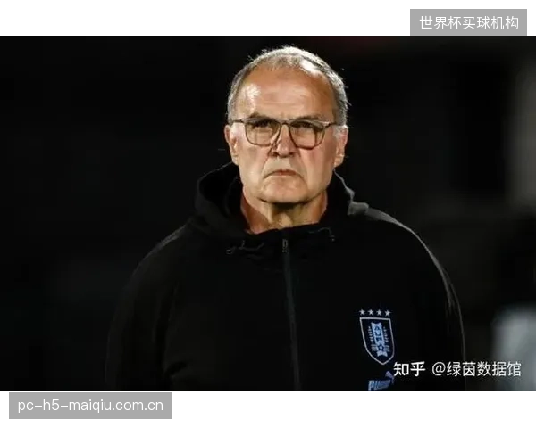 贝尔萨高位逼抢体系是一把双刃剑，乌拉圭队体能分配将面临世界杯赛程严峻考验。